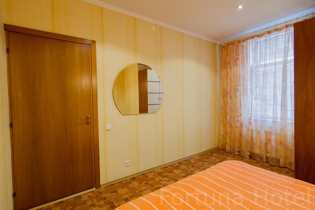 Fortuna Hotel Chisinau Luaran gambar