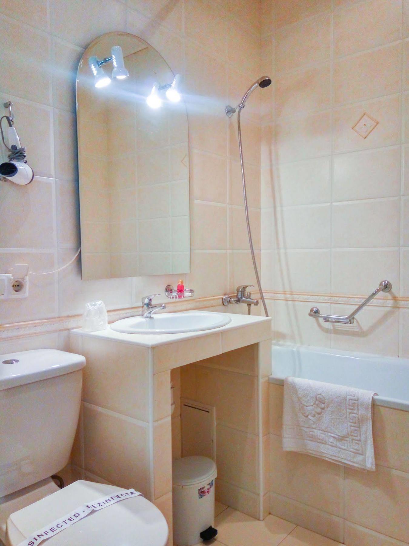 Fortuna Hotel Chisinau Luaran gambar