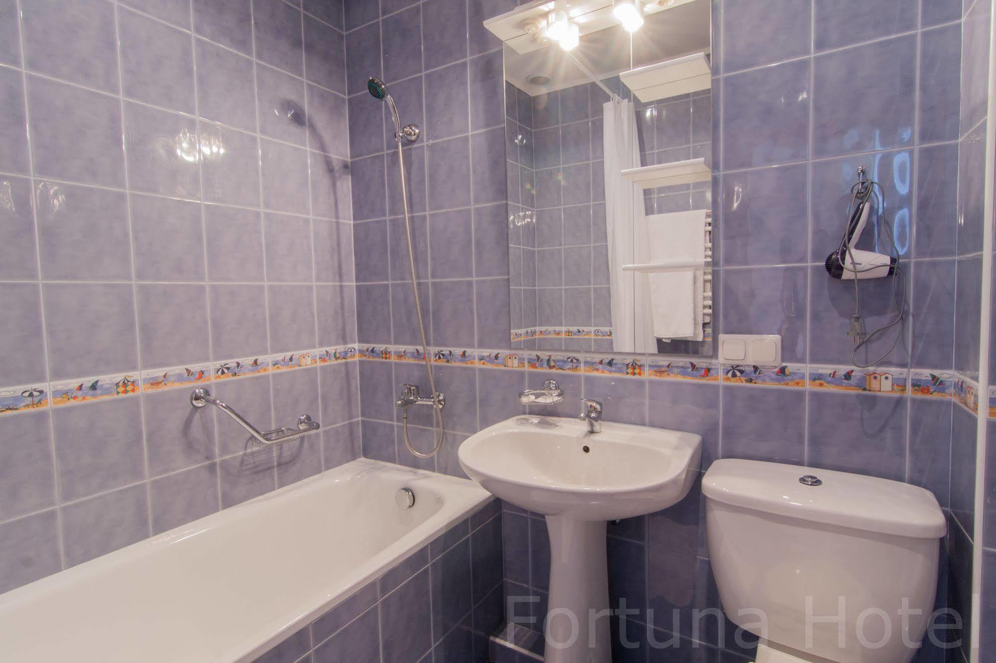 Fortuna Hotel Chisinau Luaran gambar