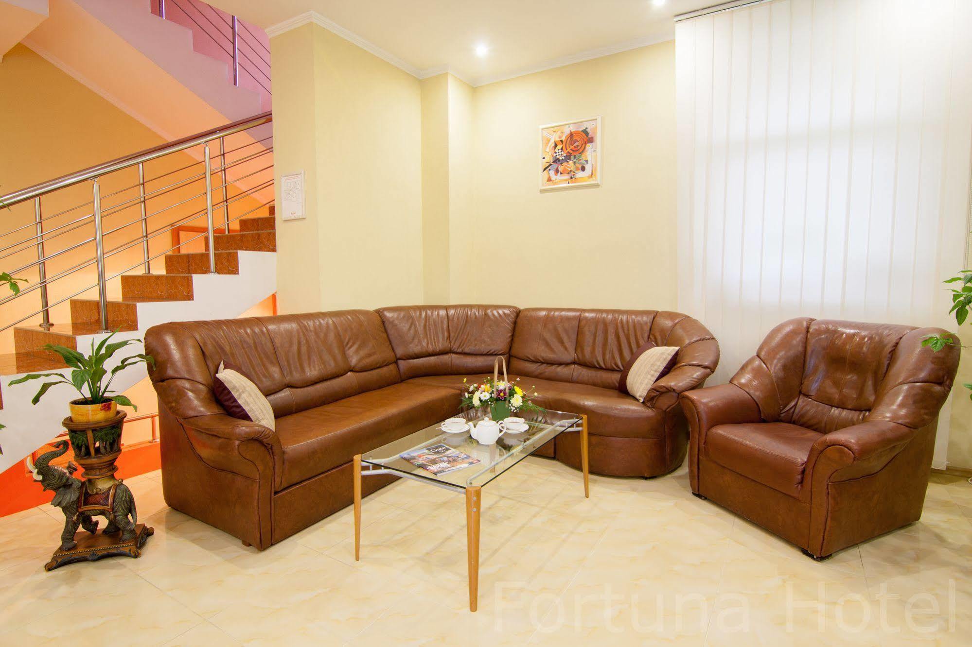 Fortuna Hotel Chisinau Luaran gambar